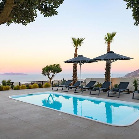 Grand Villa Santorini イメロヴィグリ エクステリア 写真