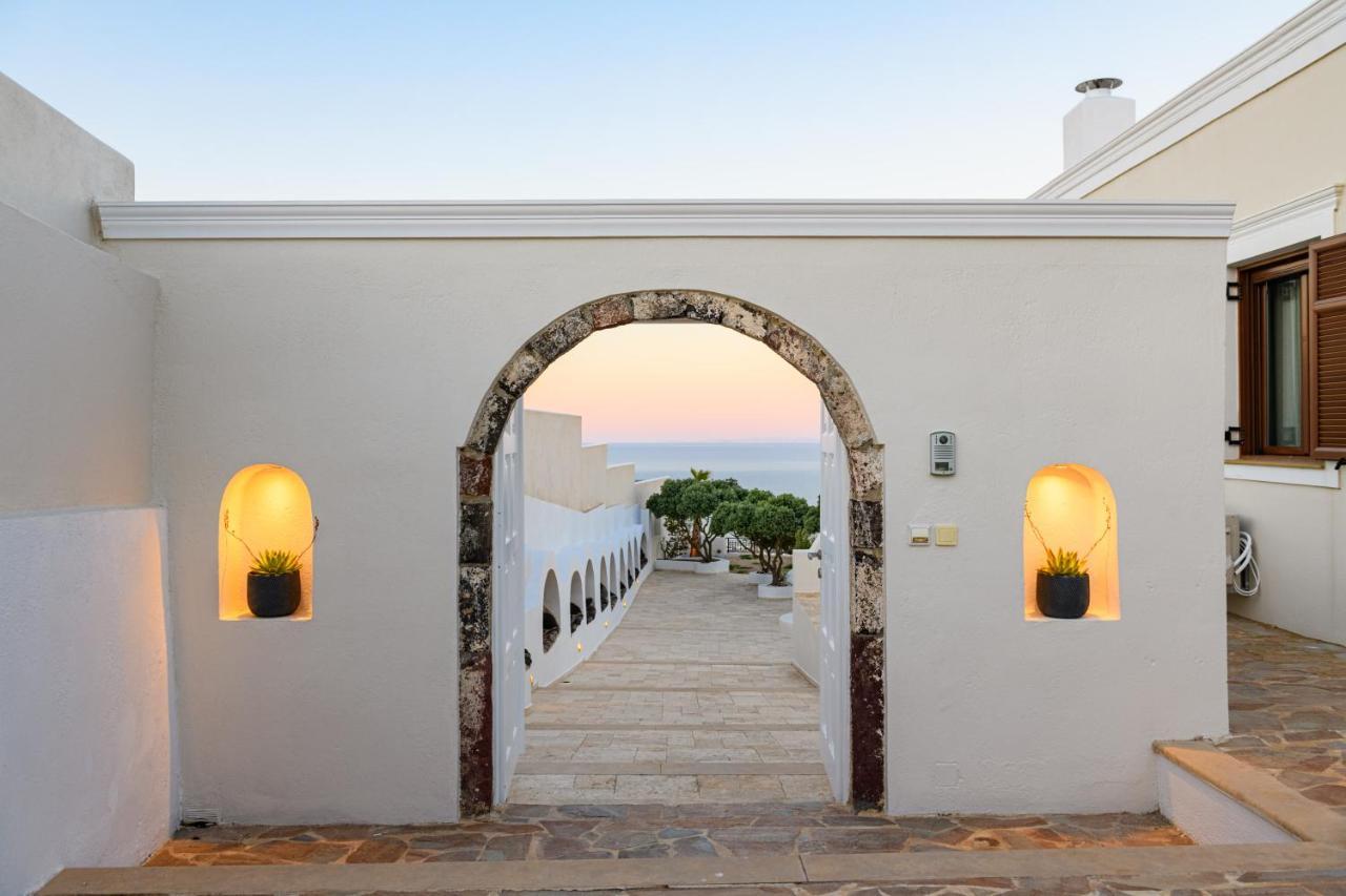 Grand Villa Santorini イメロヴィグリ エクステリア 写真